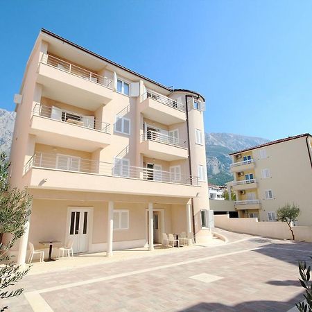 Apartment Domo Makarska Exterior photo