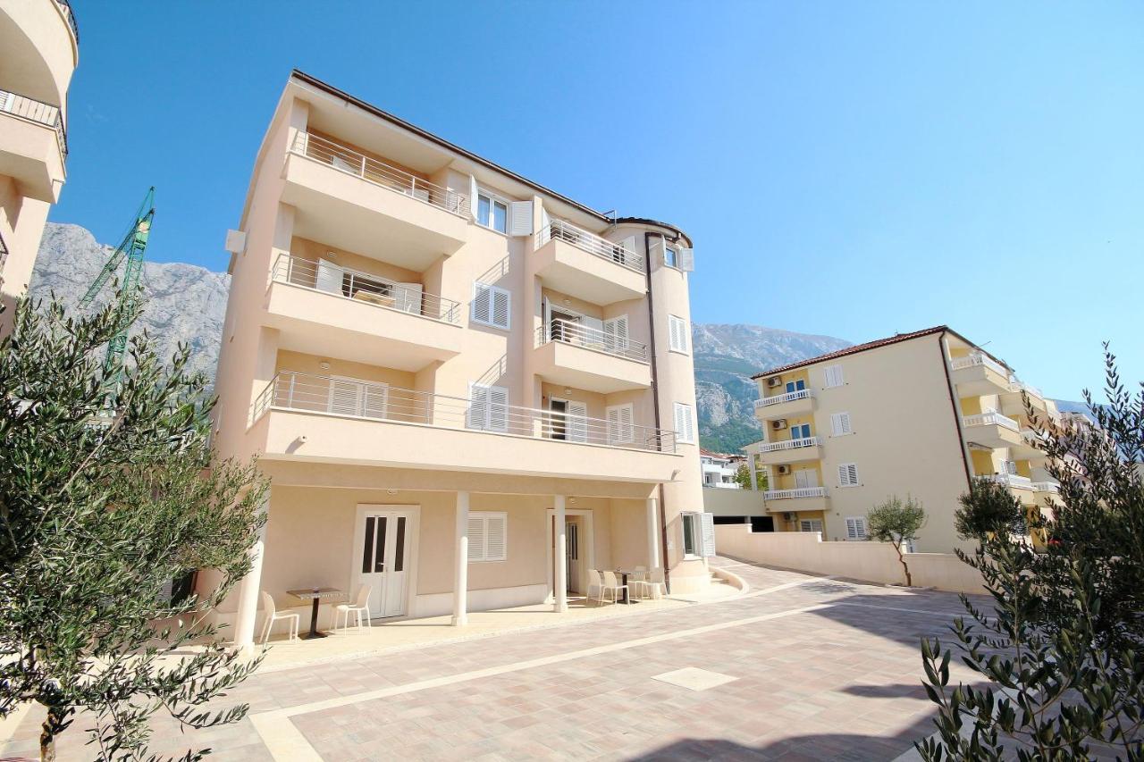 Apartment Domo Makarska Exterior photo