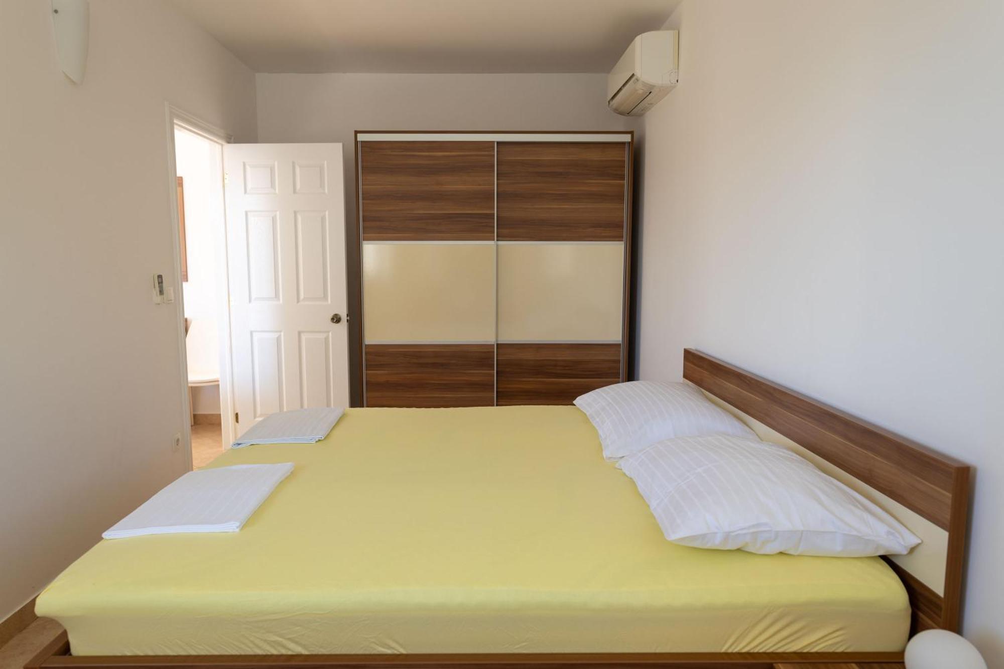 Apartment Domo Makarska Exterior photo