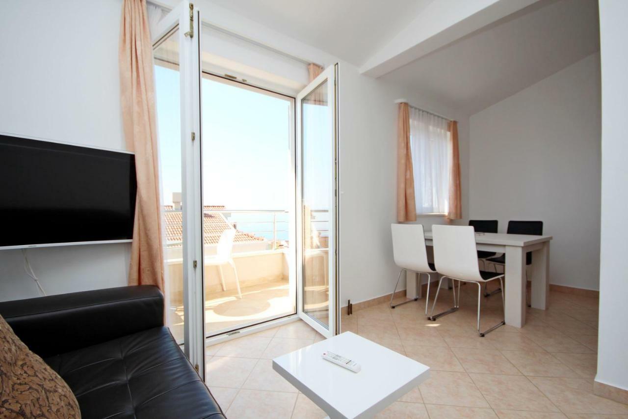 Apartment Domo Makarska Exterior photo